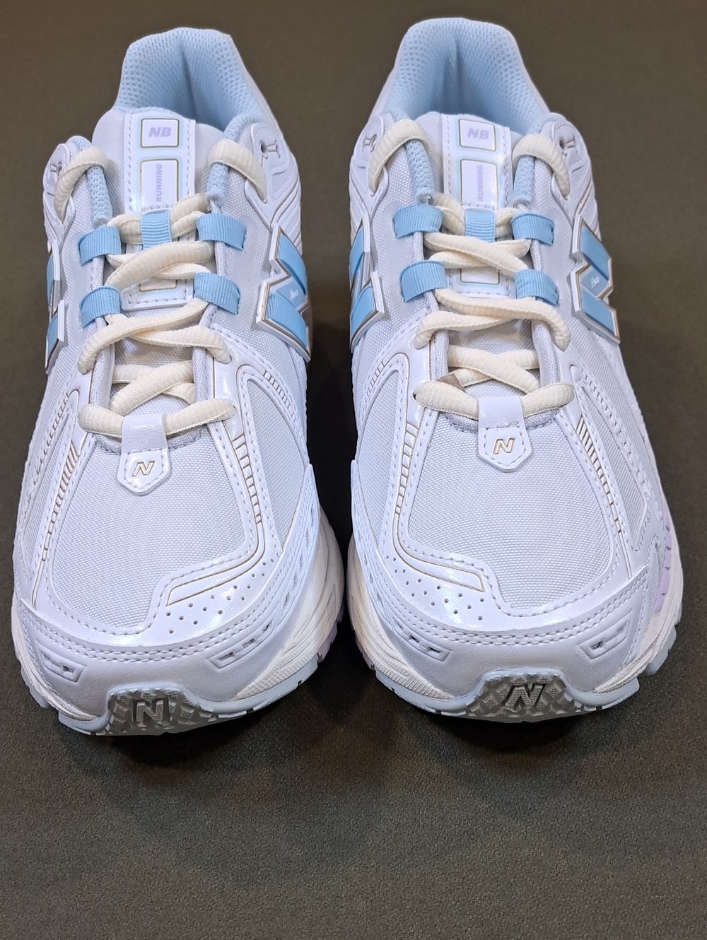 New Balance 1906R Sneaker - Color: White/Light Blue - Size: Unixex M-9.5, W-11 D - Picture 3 of 9
